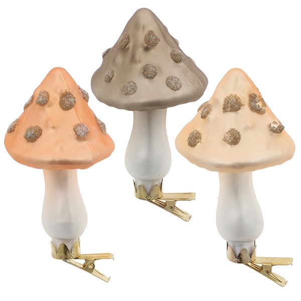 Xmas Woods Clip On Mushroom Spots