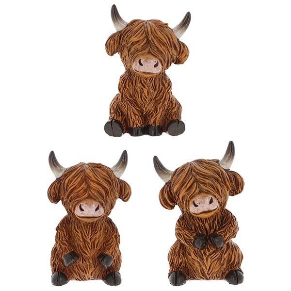 Happy Highland Coo Sitting