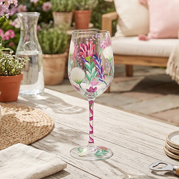 Hand Painted Wine Glass Hedgerow